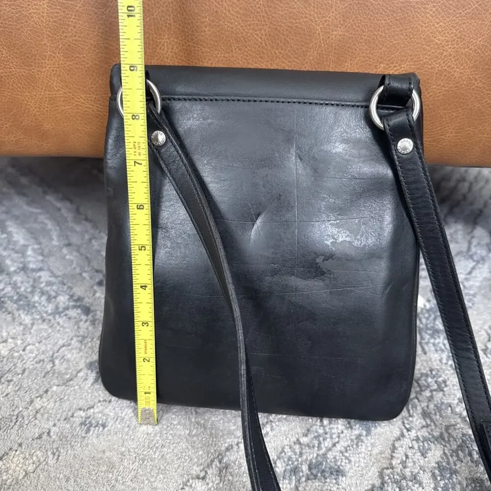 COACH Vintage Black Leather Crossbody/Shoulder Bag #9473 / Adjustable Strap Q